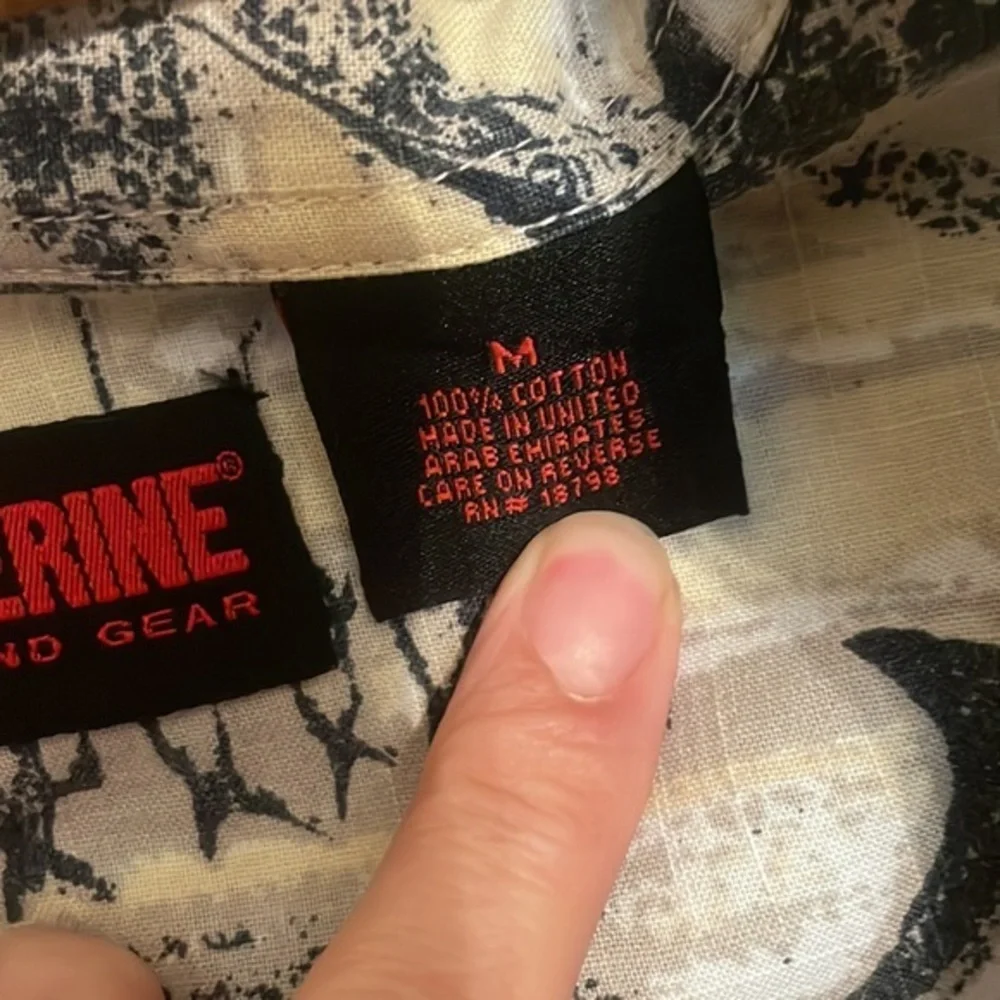 Wolverine heavy weight 100% cotton button‎ down shirt, feels unworn/washed